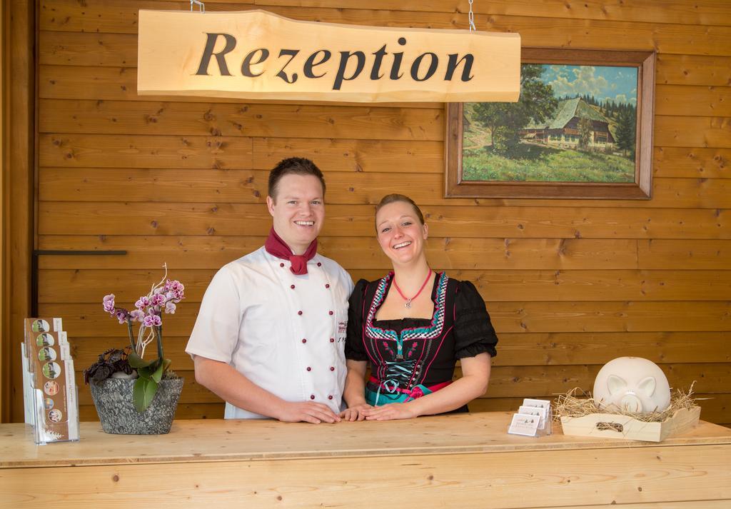 Thaelerhaeusle Hotel Furtwangen Exterior photo
